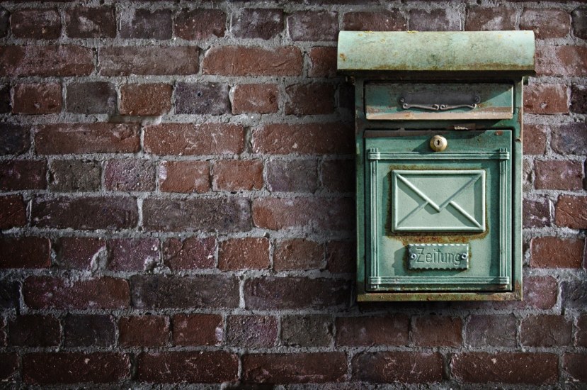 Własny serwer pocztowy w oparciu o postfixa i panel administracyjny